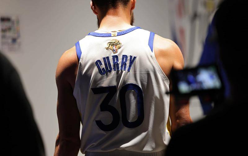 详解棒球规则中的投手登板最低人次要求防止频繁更换投手的对策